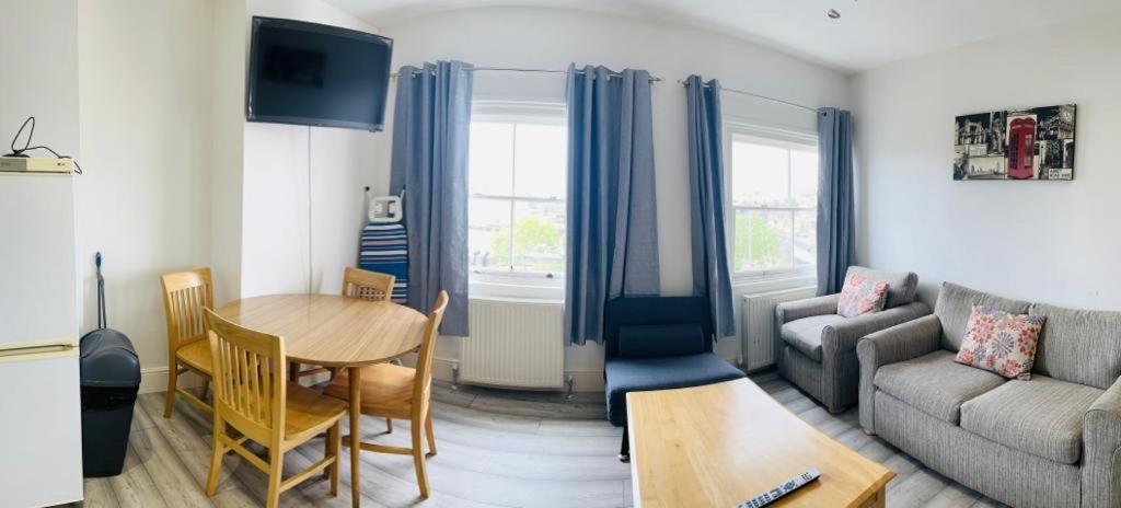 Appartement Entire New Flat With View To River Yare, H7 à Great Yarmouth Extérieur photo