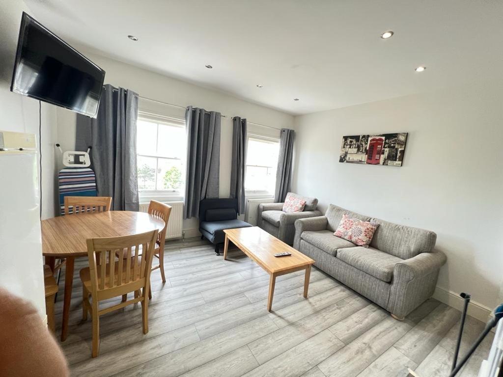 Appartement Entire New Flat With View To River Yare, H7 à Great Yarmouth Extérieur photo